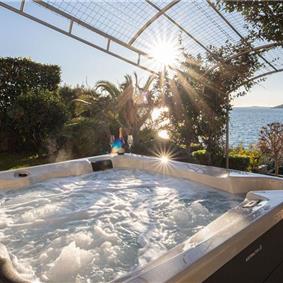 5 bedroom beachfront villa with pool on Ciova Island, Trogir, sleeps 12